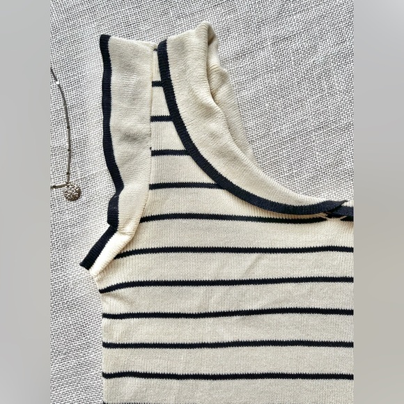 Black and Beige Striped Crop Top - Picture 2 of 4